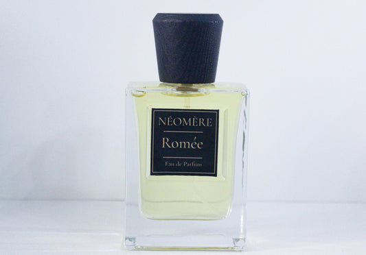 Romée - Our version of Valentino Donna Born in Roma.